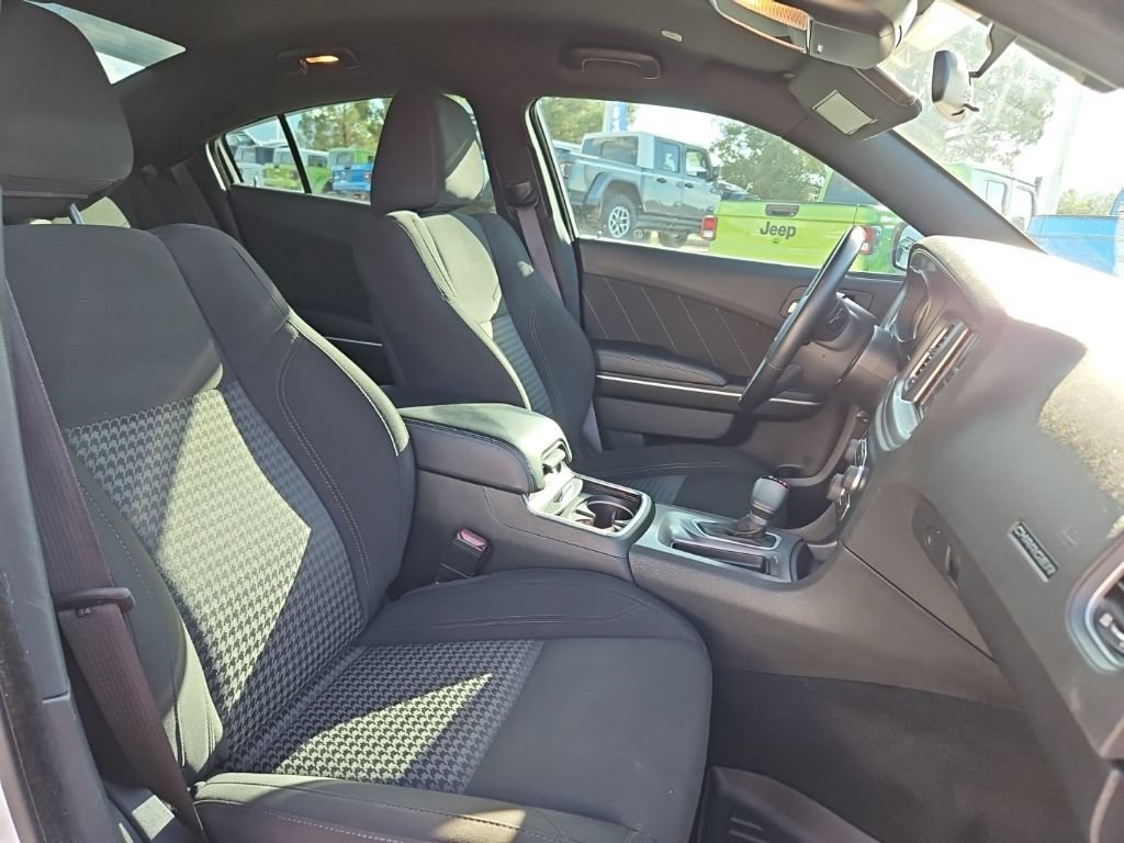 Certified 2023 Dodge Charger SXT RWD image 23