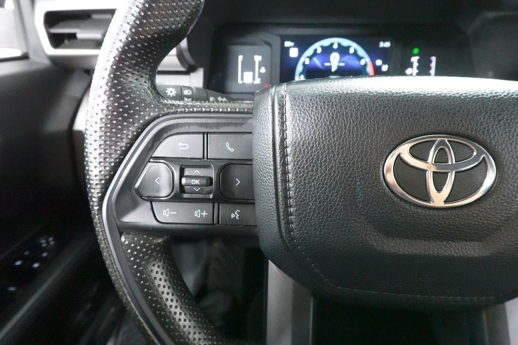 Used 2024 Toyota Tacoma SR5 AWD/4WD image 12