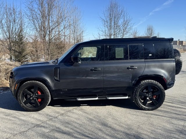 Certified 2023 Land Rover Defender 110 X image 7