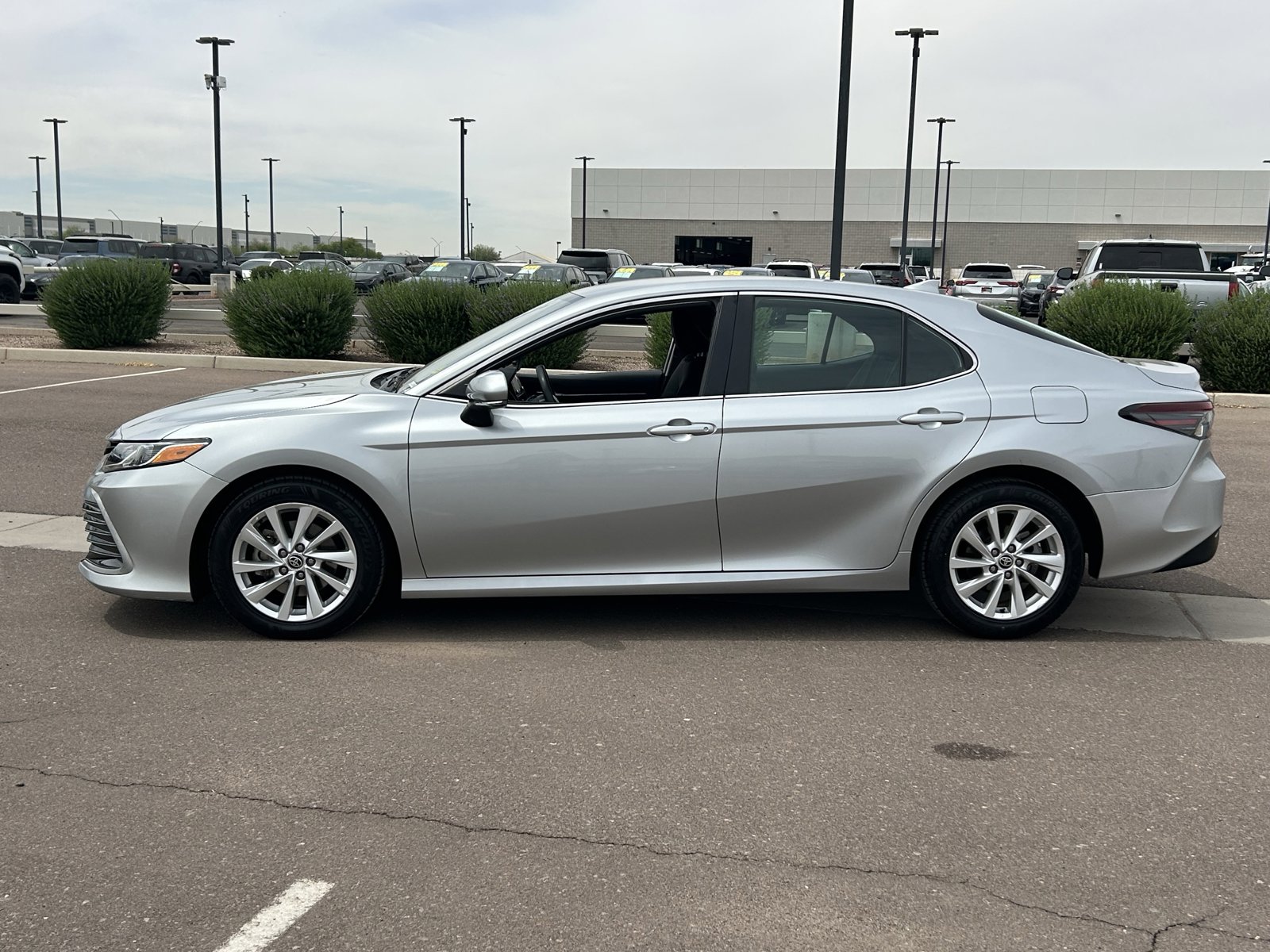 Used 2024 Toyota Camry LE FWD image 2