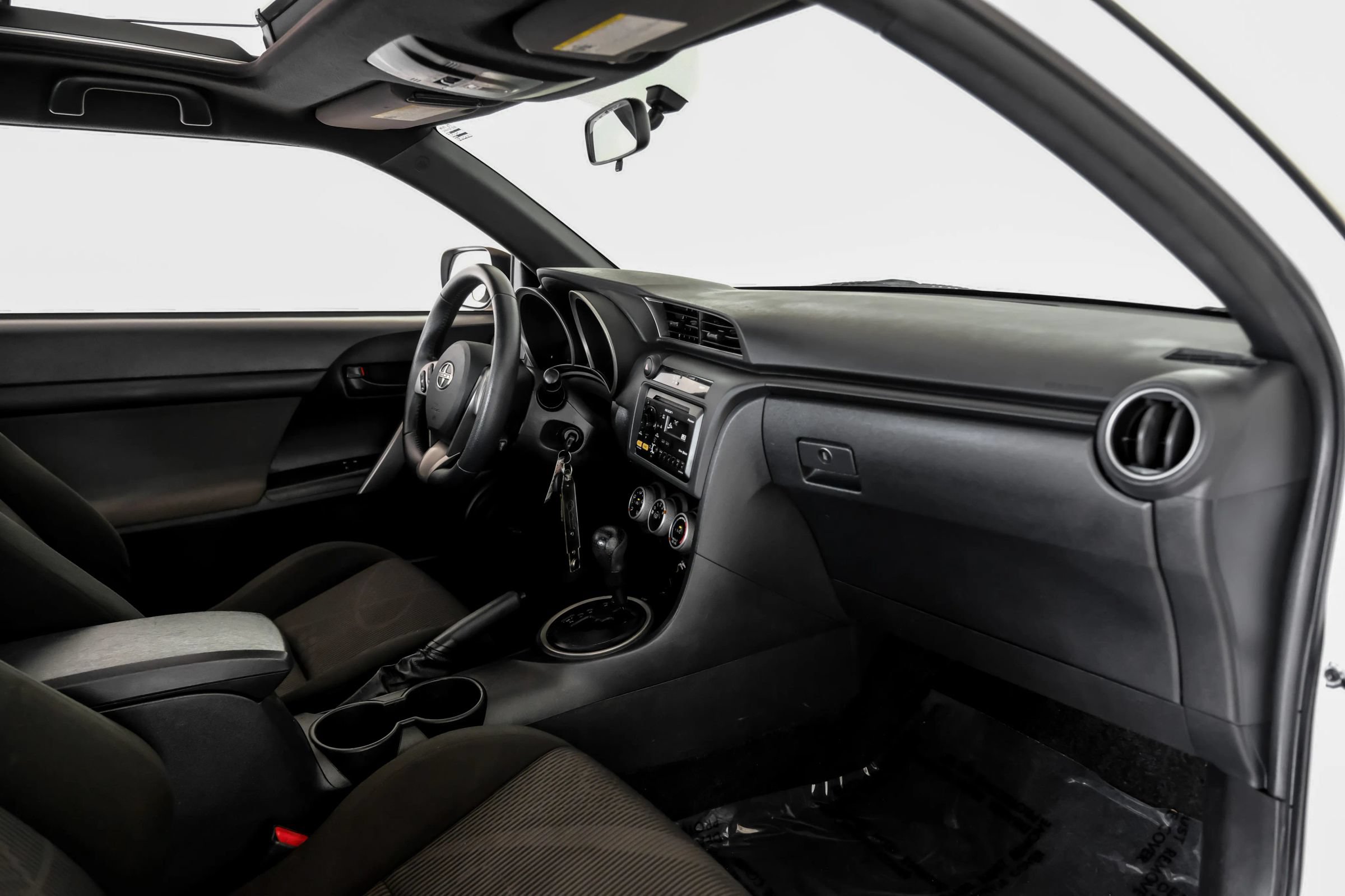 Used 2012 Scion tC FWD image 10