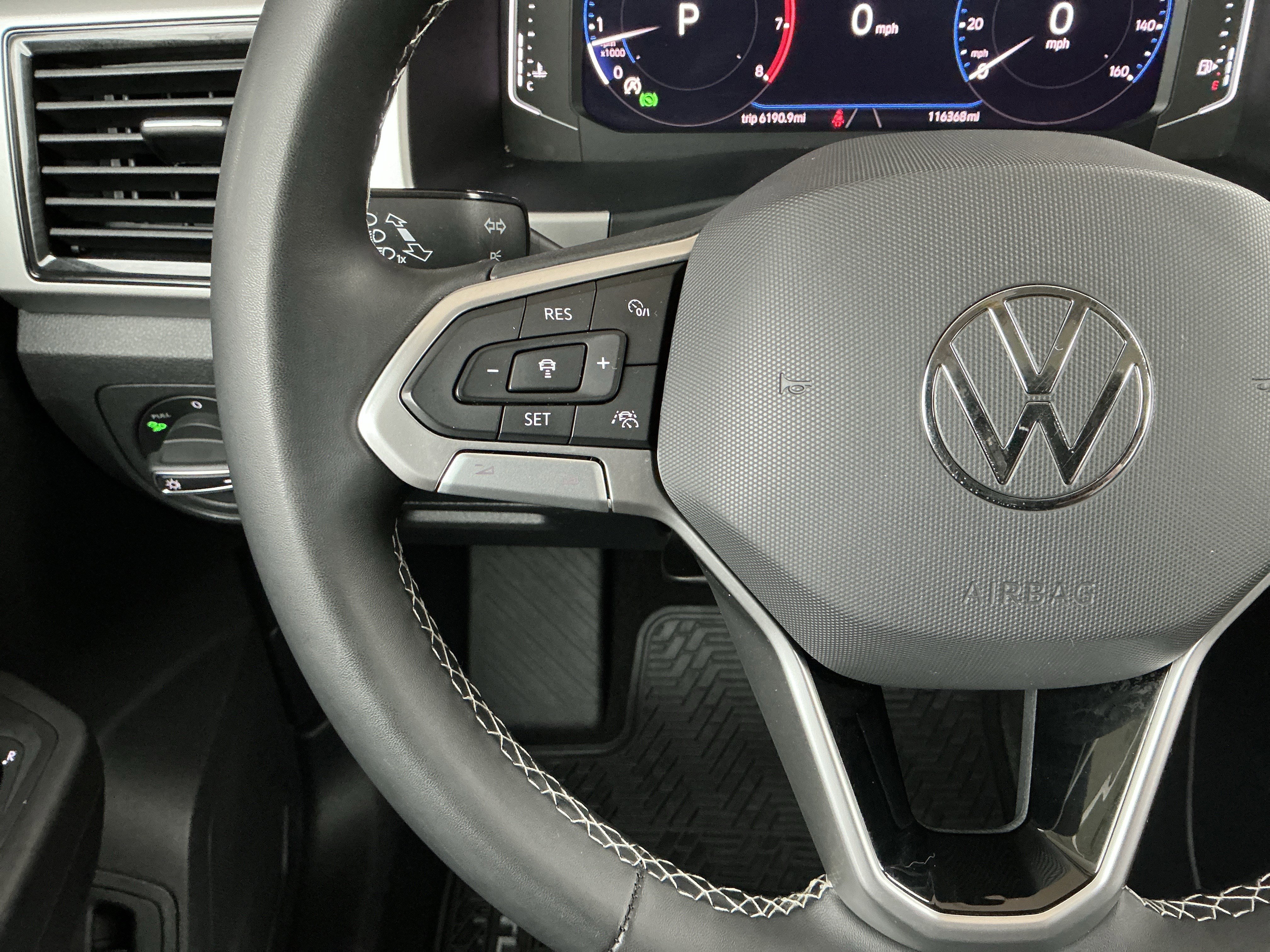 Used 2021 Volkswagen Atlas SEL image 12