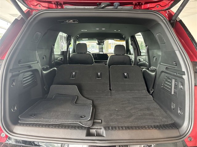 Certified 2024 Chevrolet Traverse RS image 16