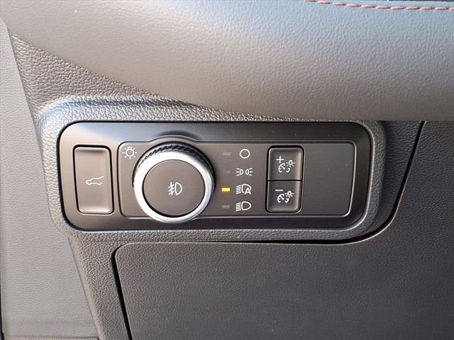 New 2026 Ford Explorer Active w/ Active Comfort Package image 12