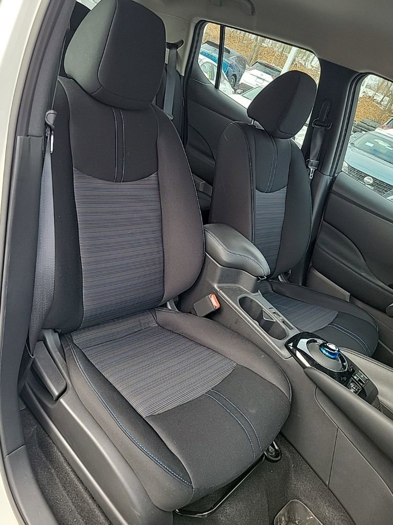Used 2023 Nissan Leaf SV Plus image 23