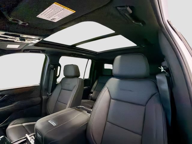 New 2026 GMC Yukon XL Denali w/ Sun & Power Step Package AWD/4WD image 21