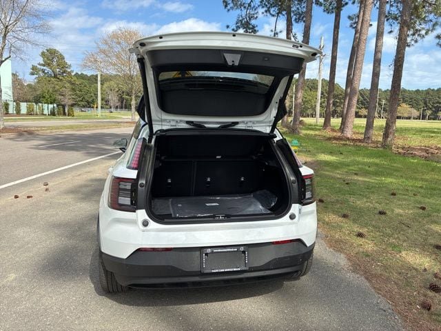 New 2026 Volvo EX30 Plus image 20