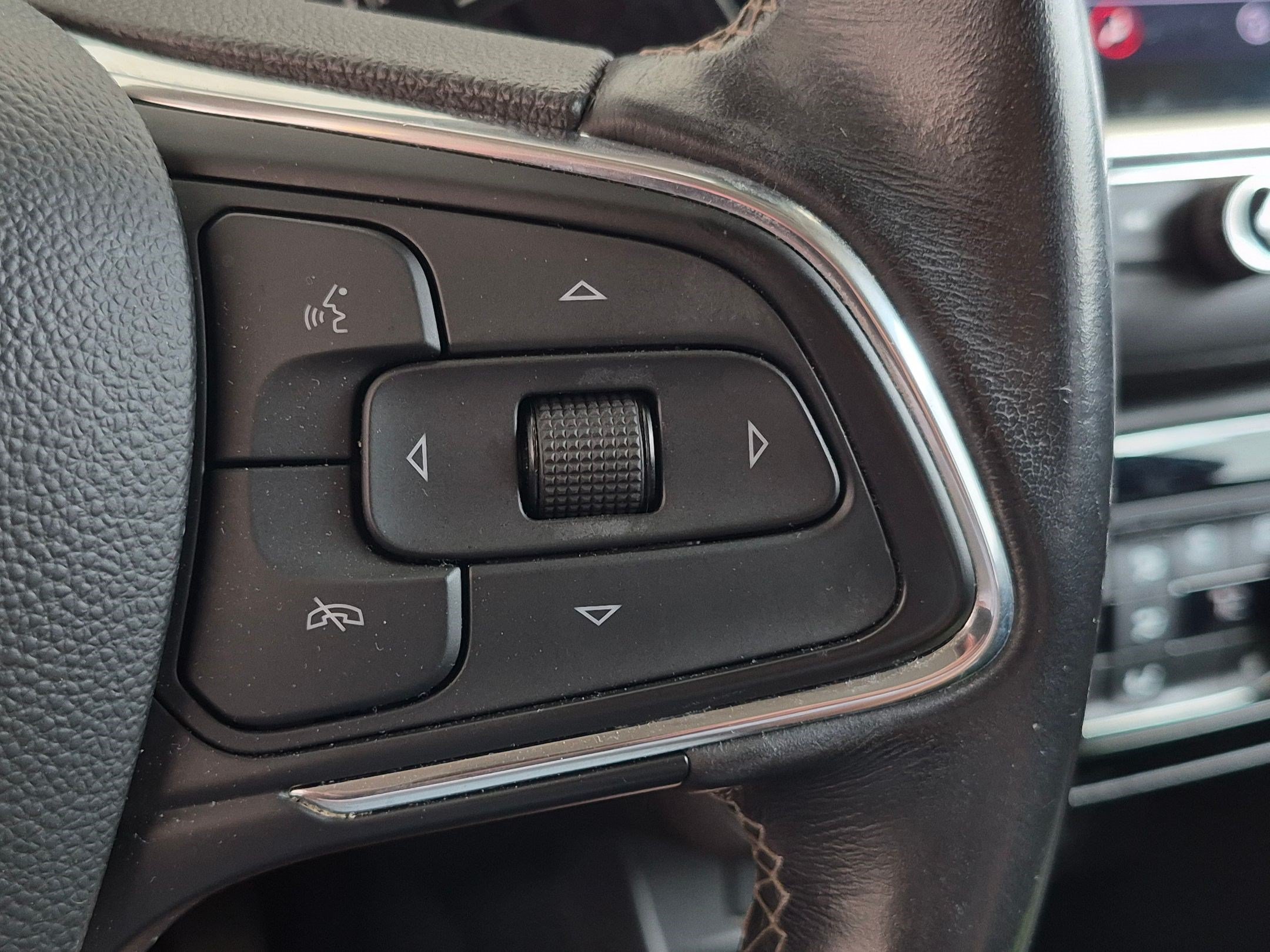Used 2020 Buick Encore GX Select w/ Experience Buick Package FWD image 20