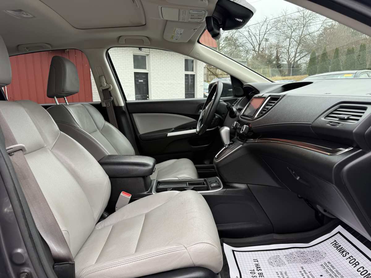 Used 2015 Honda CR-V Touring image 10