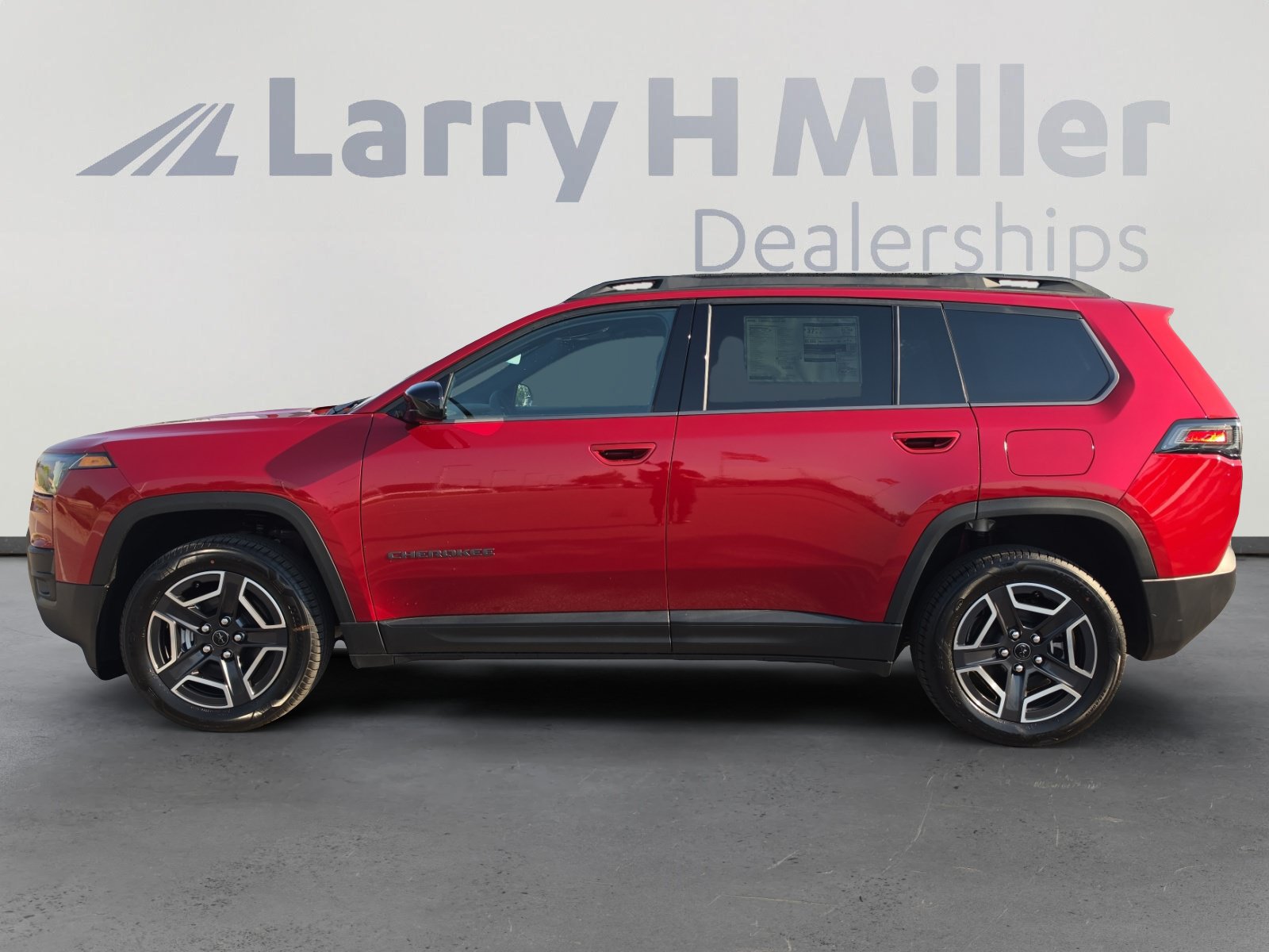 New 2026 Jeep Cherokee Laredo AWD/4WD image 2
