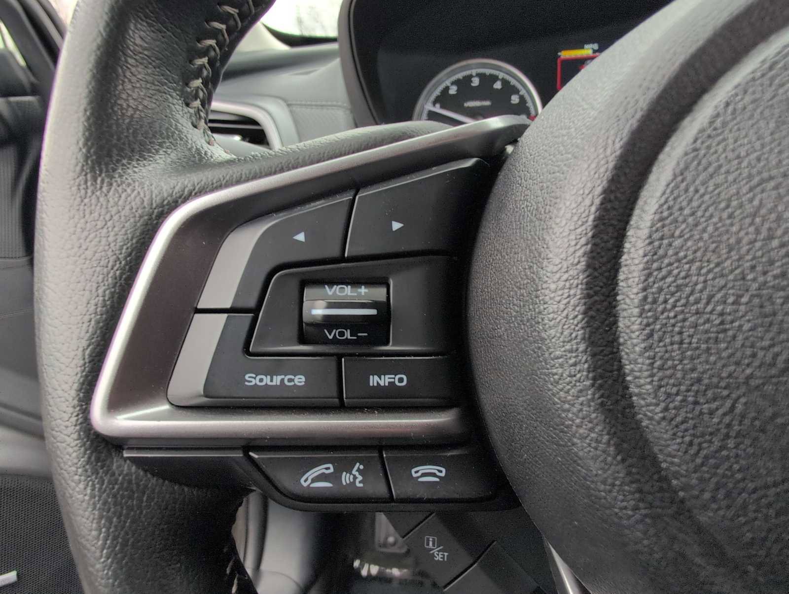 Used 2024 Subaru Forester Limited image 25