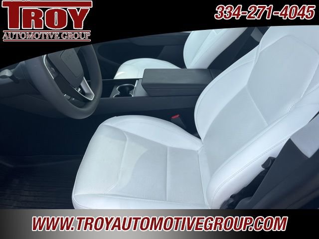 Used 2026 Tesla Model Y 2WD image 11