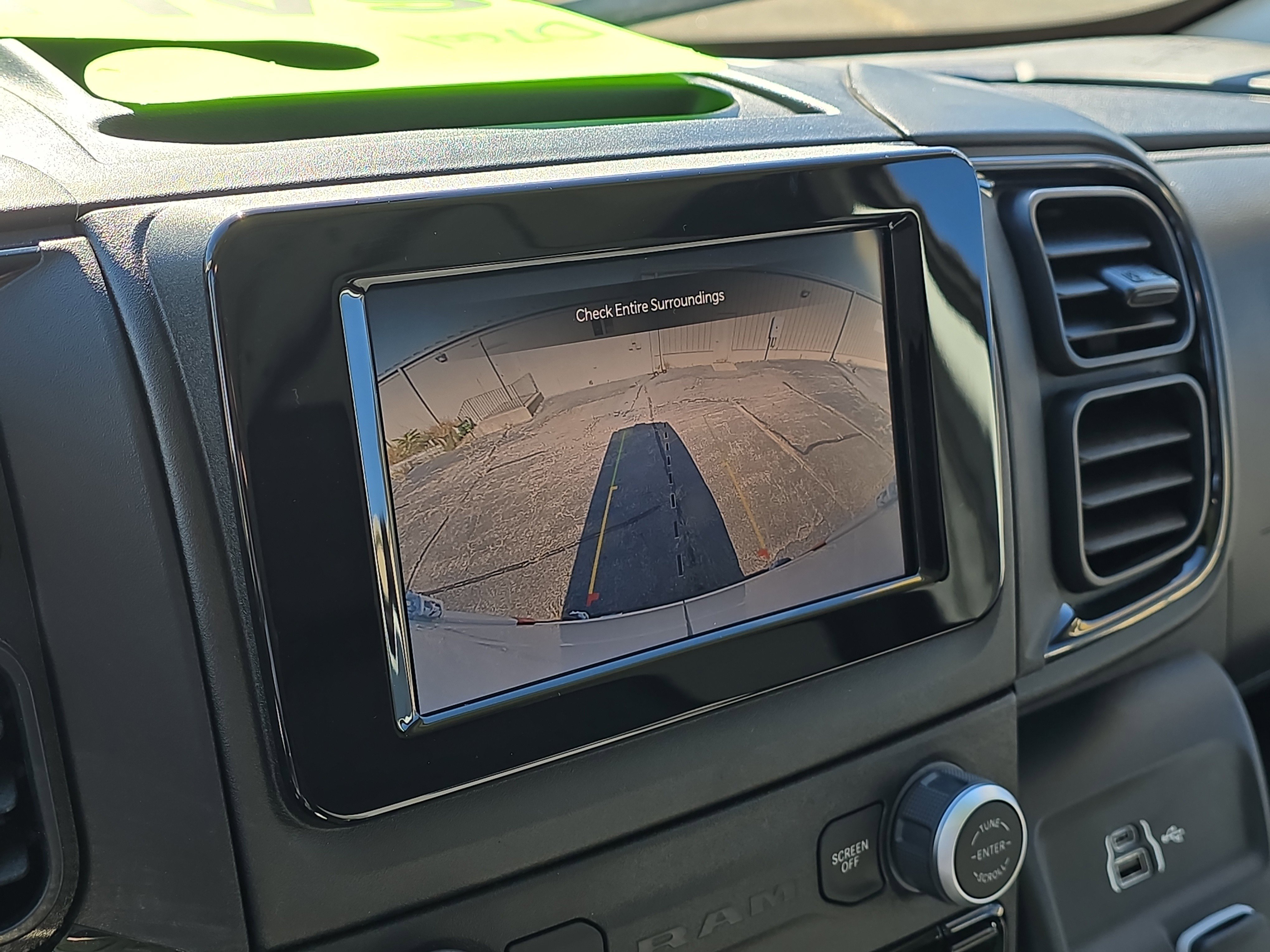 Used 2025 RAM ProMaster 2500 w/ Storage Group image 19