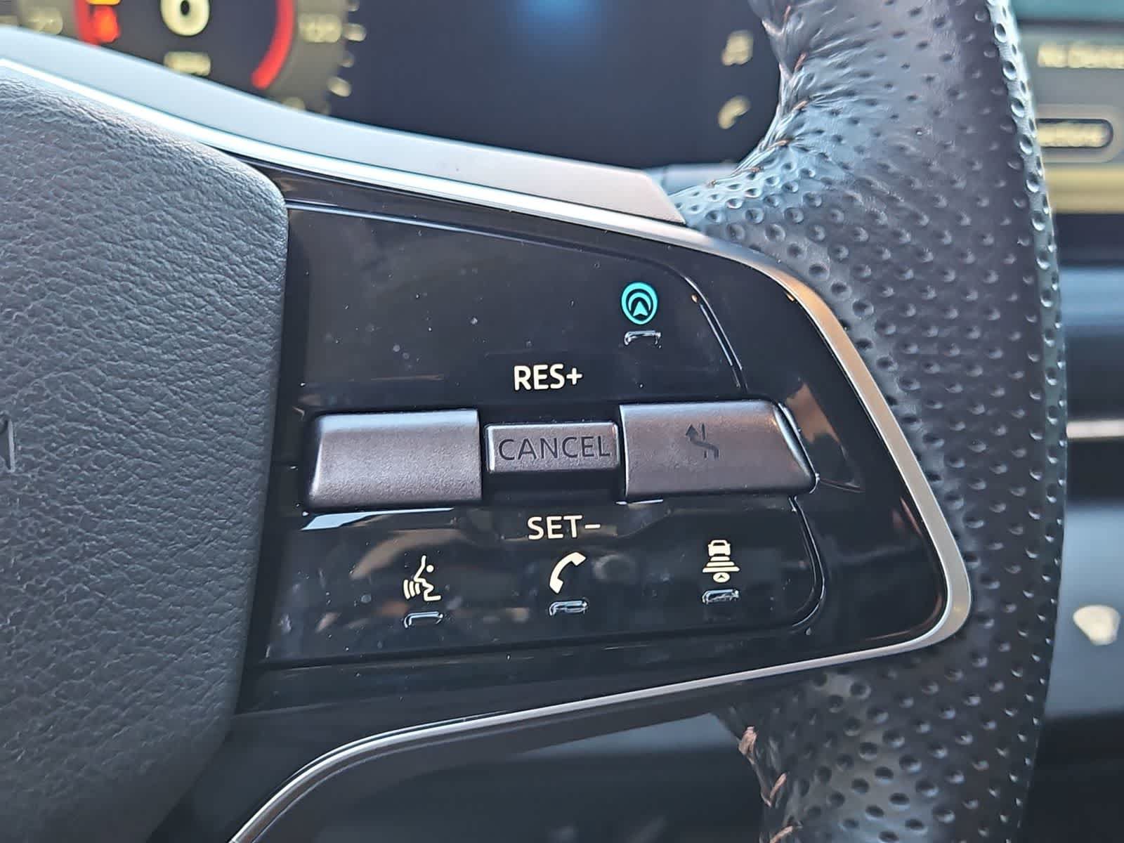Used 2023 Nissan Ariya AWD/4WD image 24