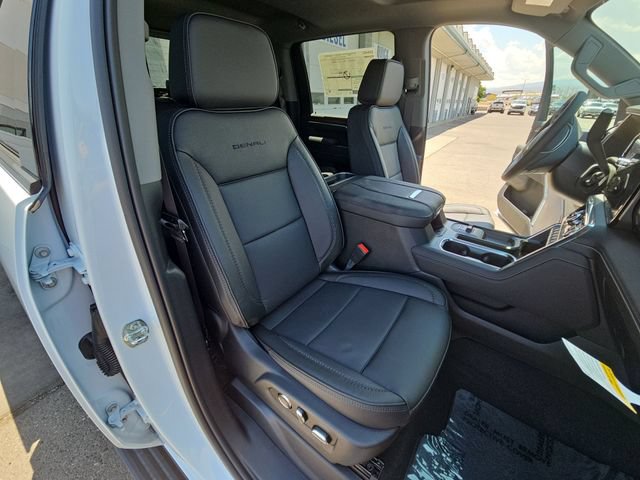 New 2026 GMC Sierra 2500 Denali w/ Denali Reserve Package AWD/4WD image 18