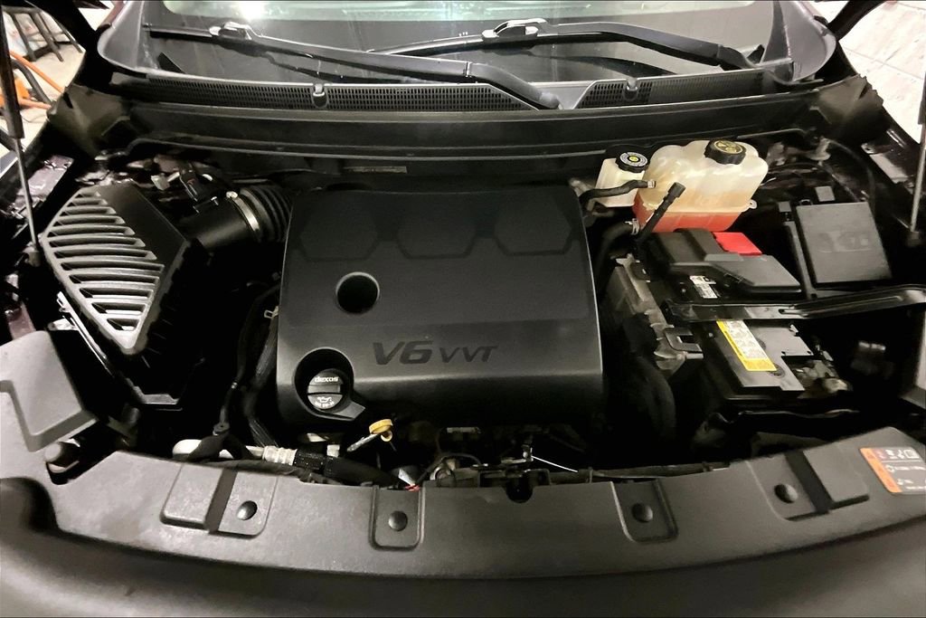 Used 2021 Buick Enclave Avenir w/ Avenir Technology Package image 29