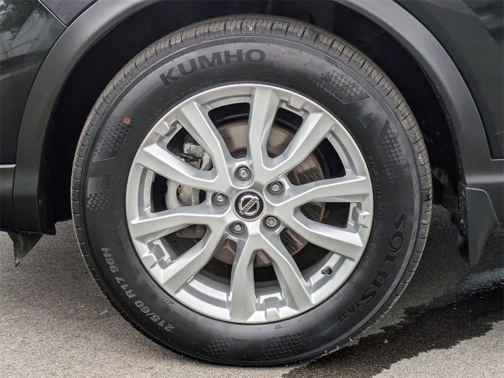 Certified 2022 Nissan Rogue Sport SV image 10