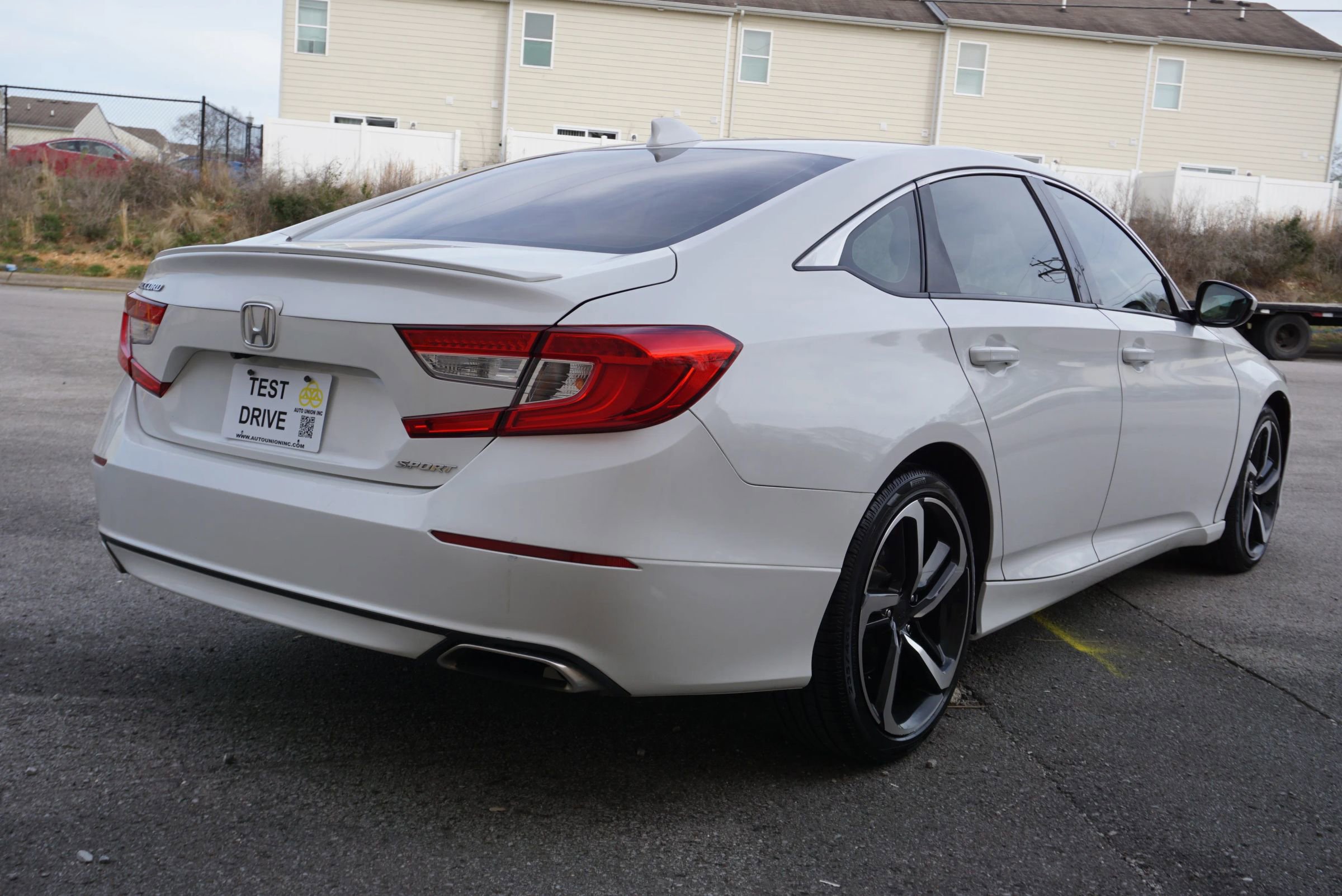 Used 2018 Honda Accord Sport image 7