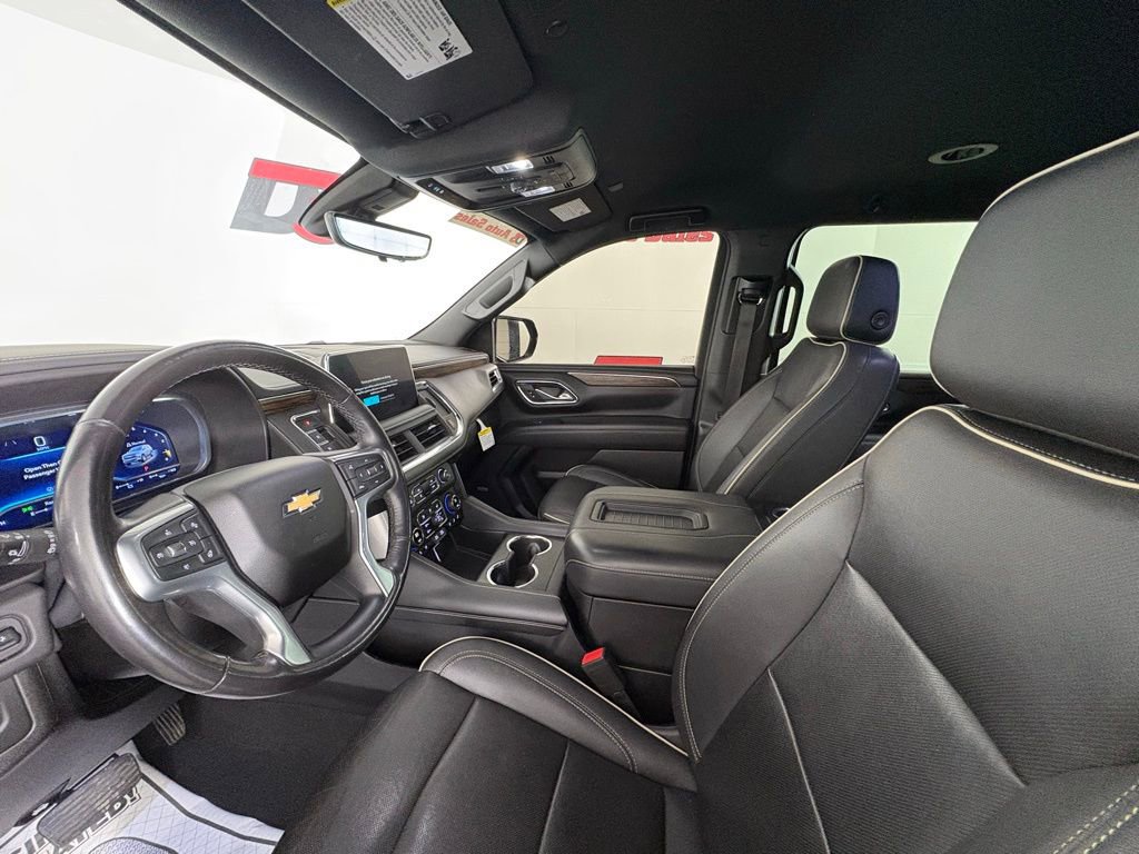 Used 2022 Chevrolet Suburban Premier image 10