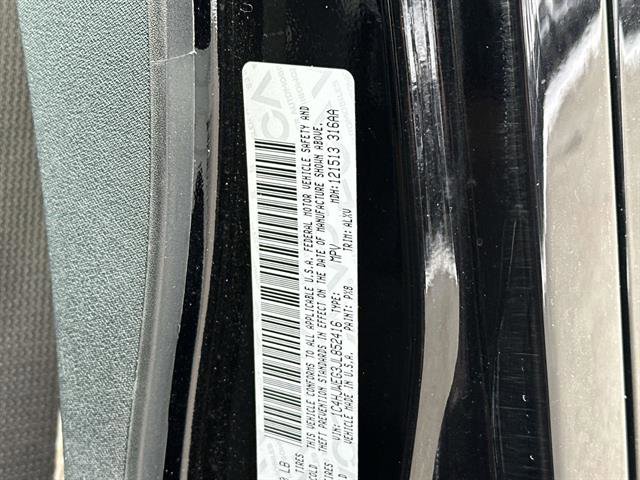 Used 2018 Jeep Wrangler Unlimited Sahara w/ Dual Top Group image 12