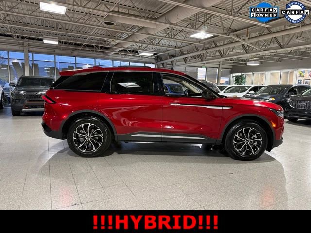 Used 2025 Lincoln Nautilus Premier w/ Equipment Group 102A image 10