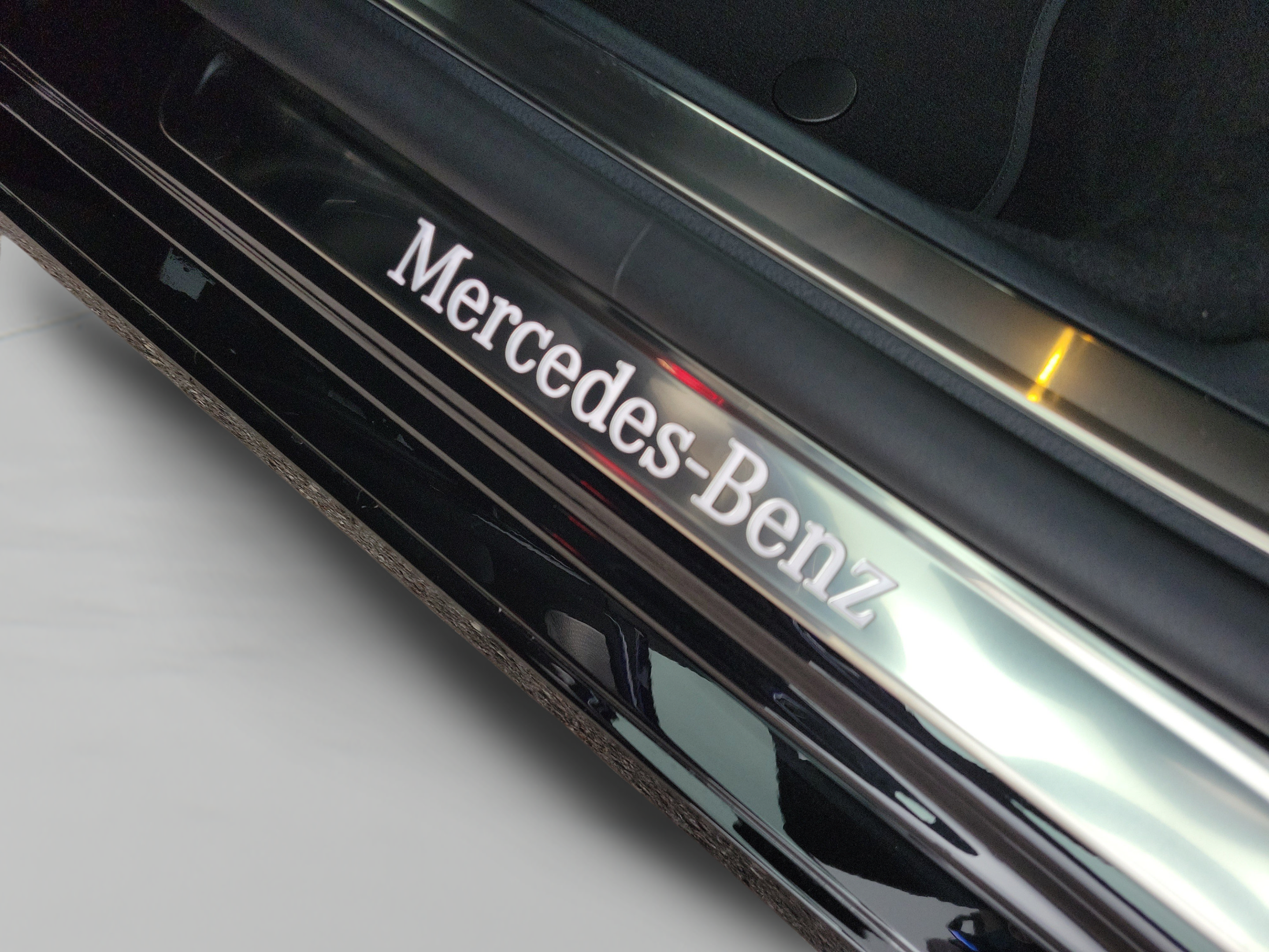New 2026 Mercedes-Benz S 580e 4MATIC Sedan image 33
