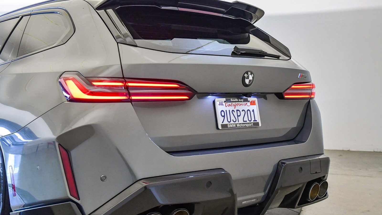 Used 2025 BMW M5 Touring w/ M Driver's Package image 24