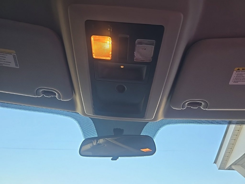 Used 2018 RAM 2500 Tradesman w/ Chrome Appearance Group image 25