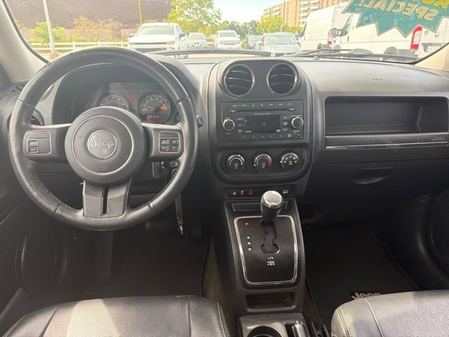 Used 2016 Jeep Patriot High Altitude AWD/4WD image 20