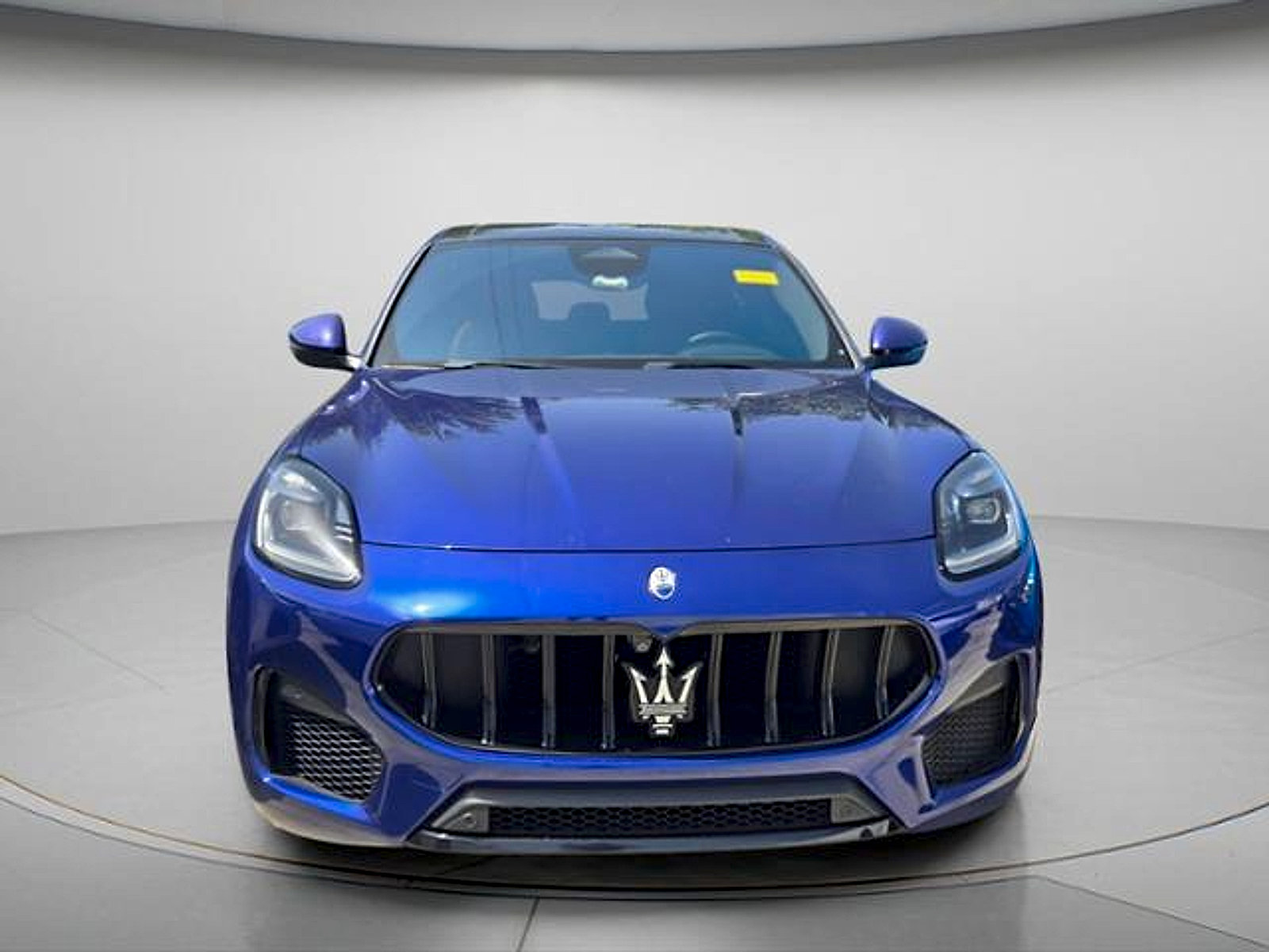 Used 2023 Maserati Grecale Modena AWD/4WD image 3