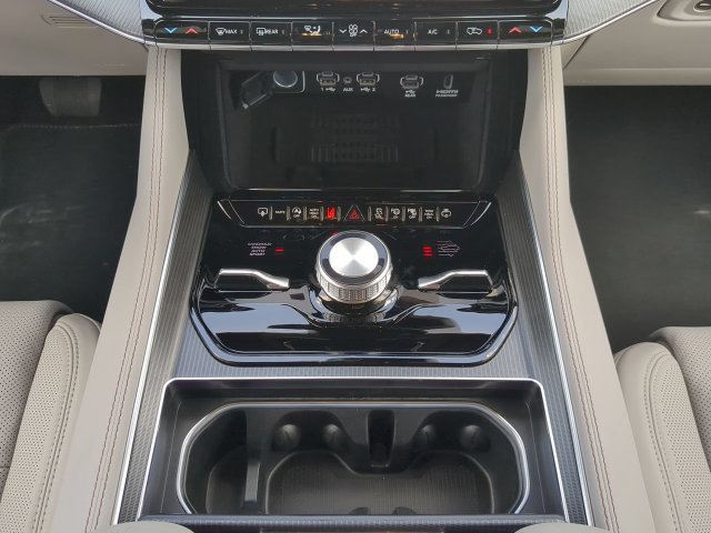 New 2026 Jeep Grand Wagoneer Summit w/ Rear Seat Video Group I AWD/4WD image 23