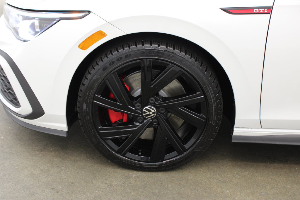 Certified 2023 Volkswagen GTI SE FWD image 29
