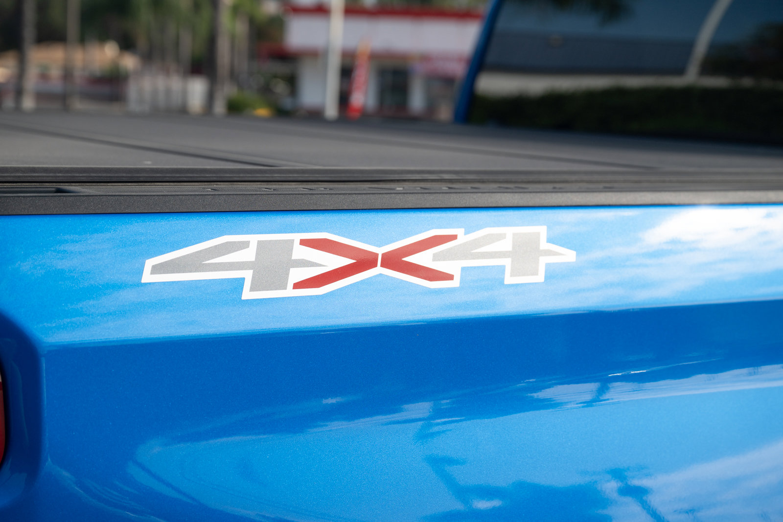 Used 2025 Chevrolet Silverado 1500 Custom image 12