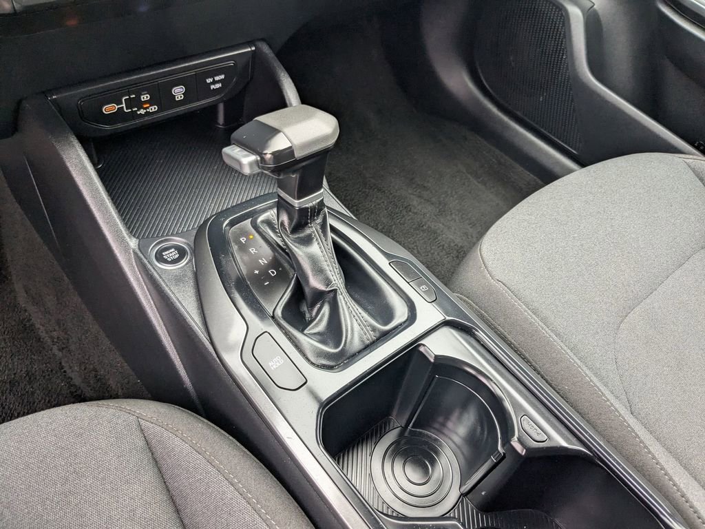 Used 2025 Kia K4 LXS image 23