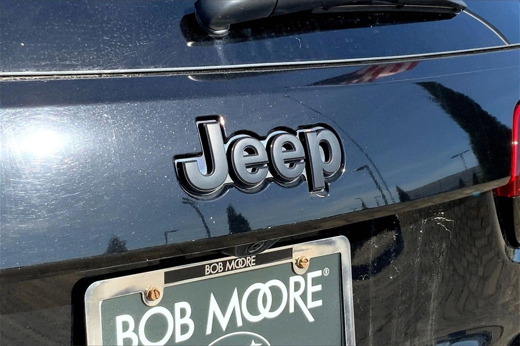 Used 2021 Jeep Grand Cherokee Freedom Edition image 24