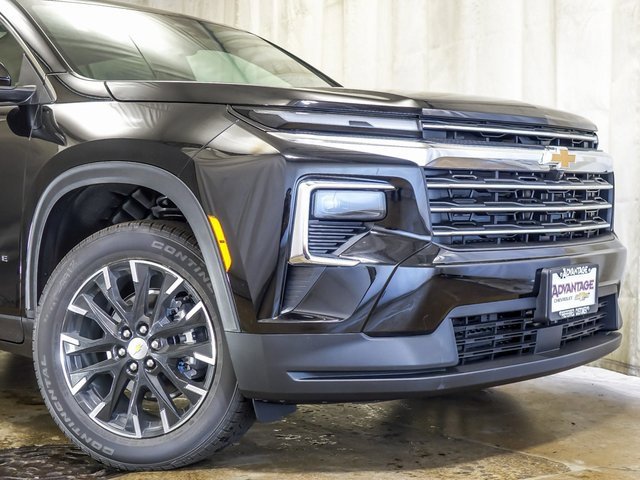 New 2026 Chevrolet Traverse LT w/ Sun and Wheel Package image 3
