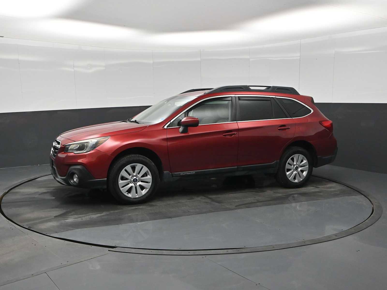 Used 2018 Subaru Outback 2.5i Premium image 4