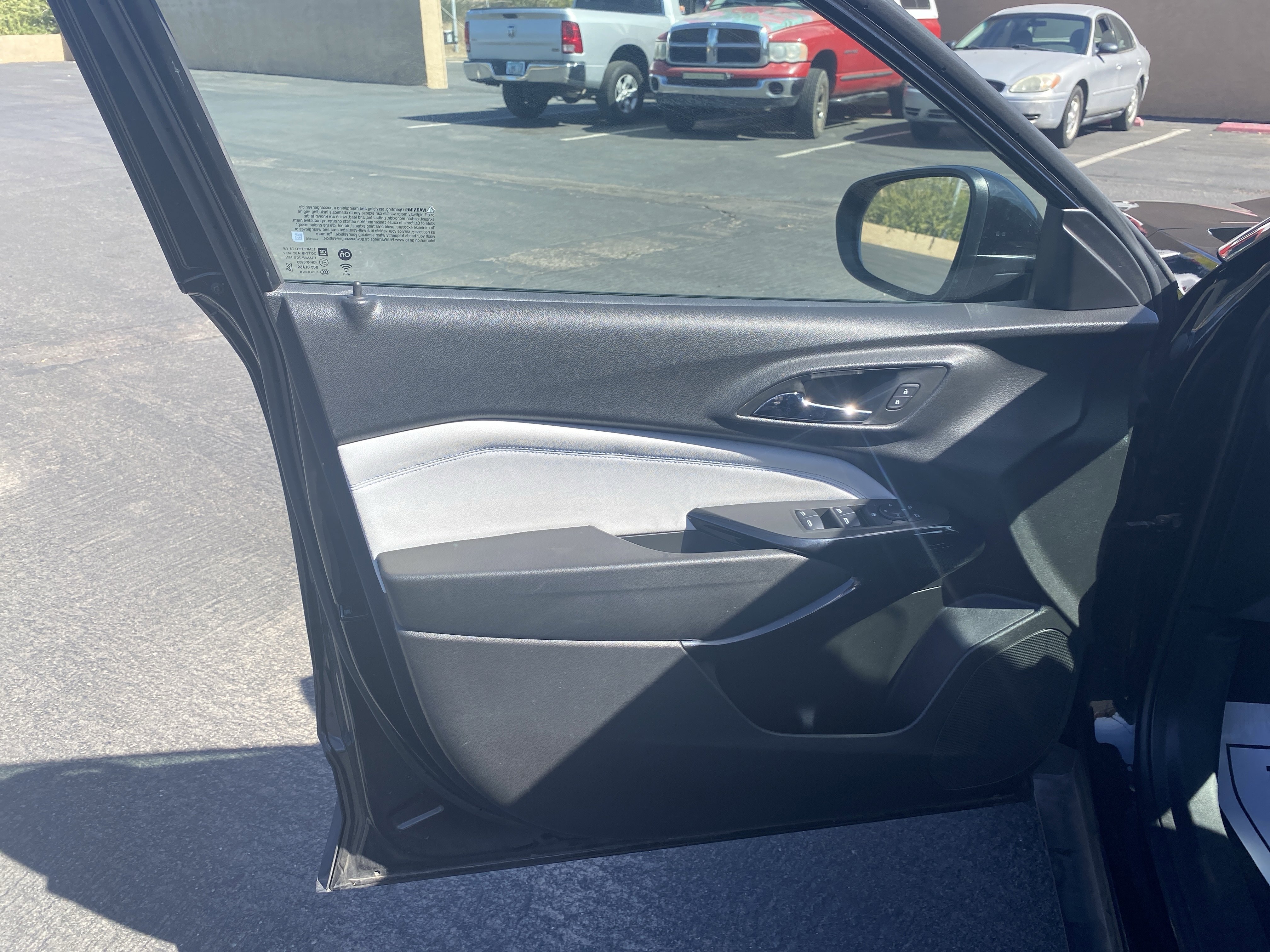 Used 2024 Chevrolet Trax LT FWD image 7