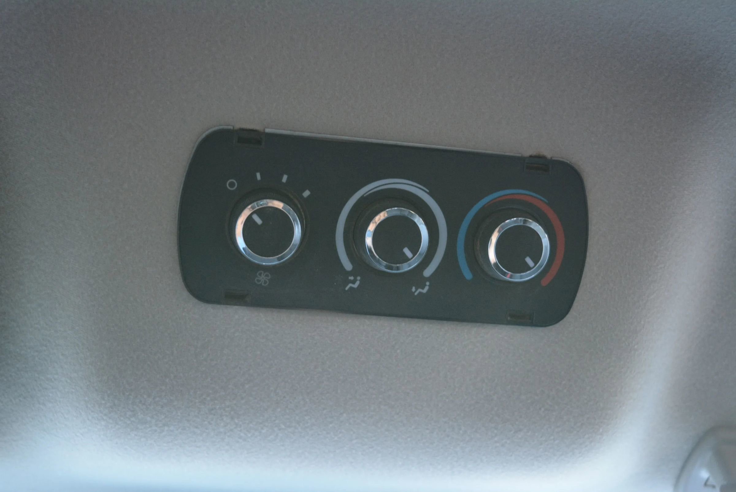 Used 2017 Chevrolet Express 3500 LS image 26