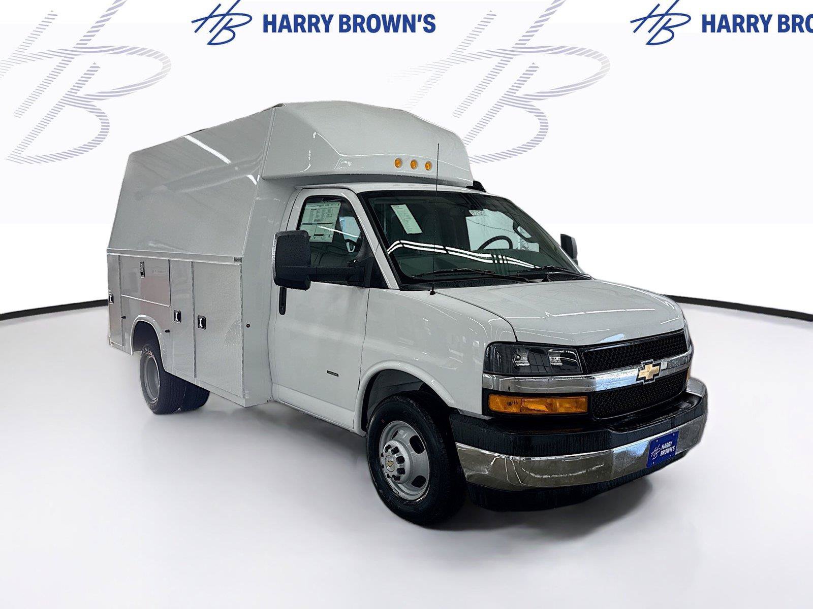 New 2026 Chevrolet Express 3500 w/ Power Convenience Package RWD image 21