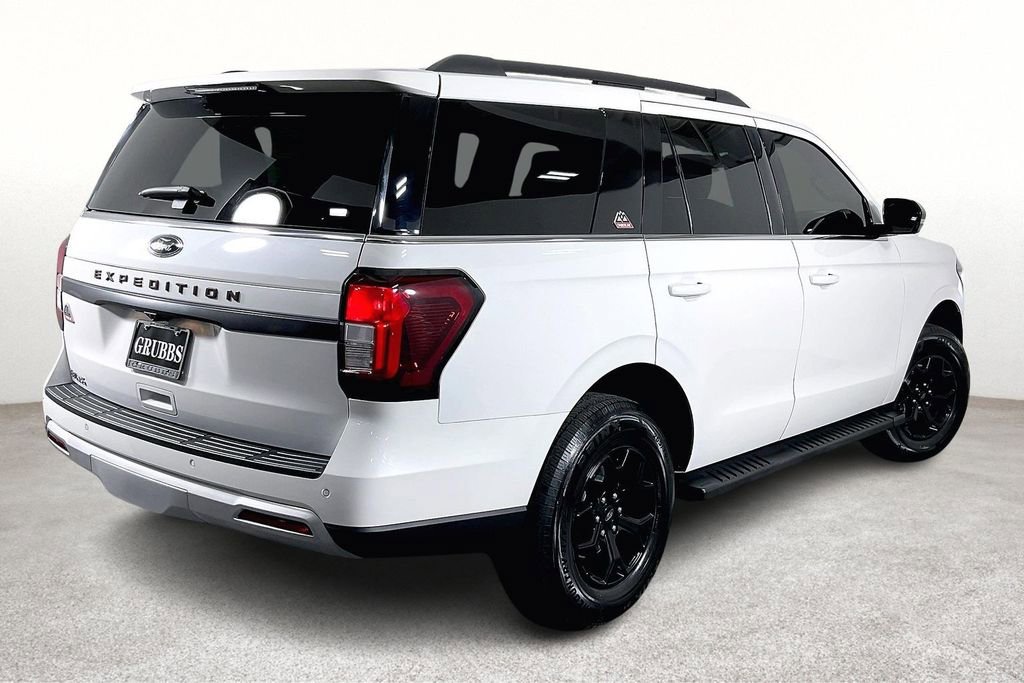 Used 2024 Ford Expedition Timberline AWD/4WD image 2