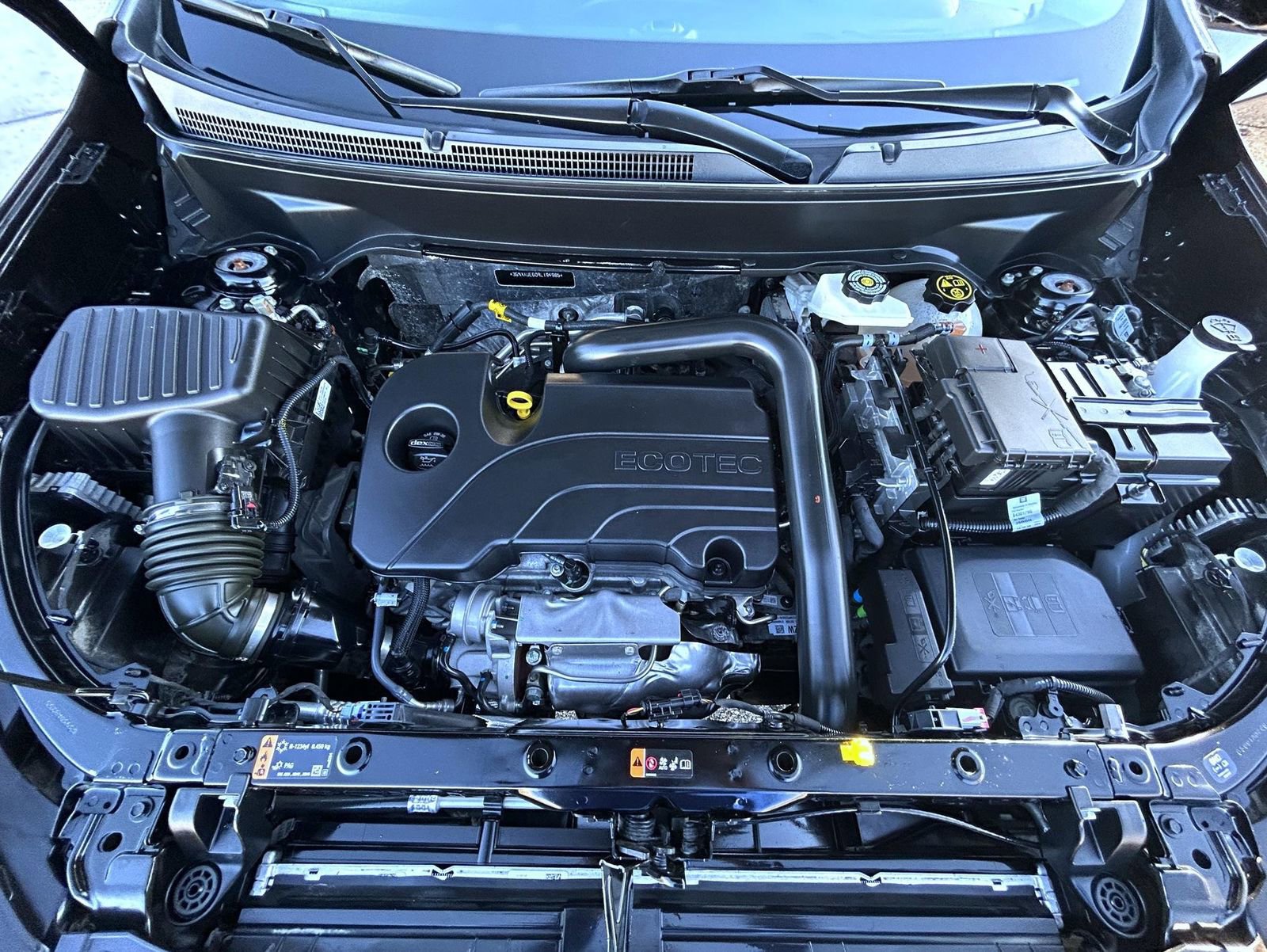 Used 2024 Chevrolet Equinox LT w/ LPO, Floor Liner Package image 24