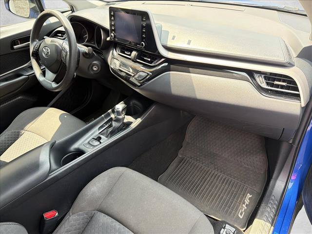 Used 2020 Toyota C-HR LE FWD image 25