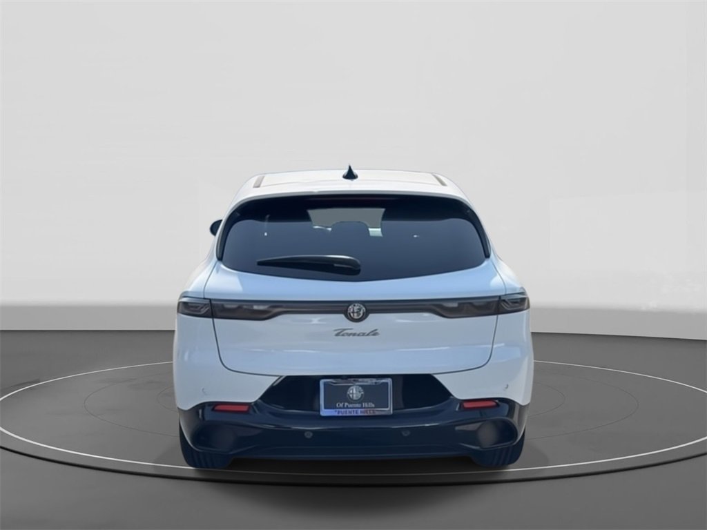 New 2025 Alfa Romeo Tonale w/ Premium Package image 5