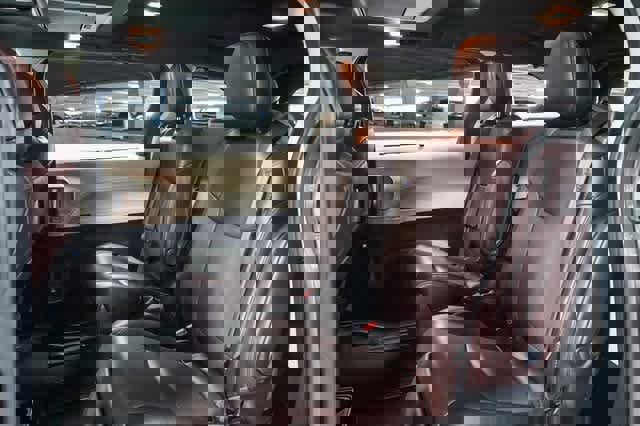 Certified 2023 Toyota Sienna Platinum image 20