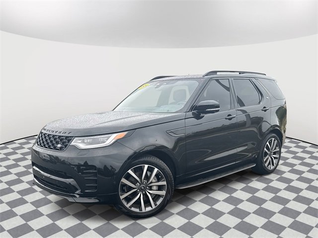 New 2024 Land Rover Discovery Dynamic SE