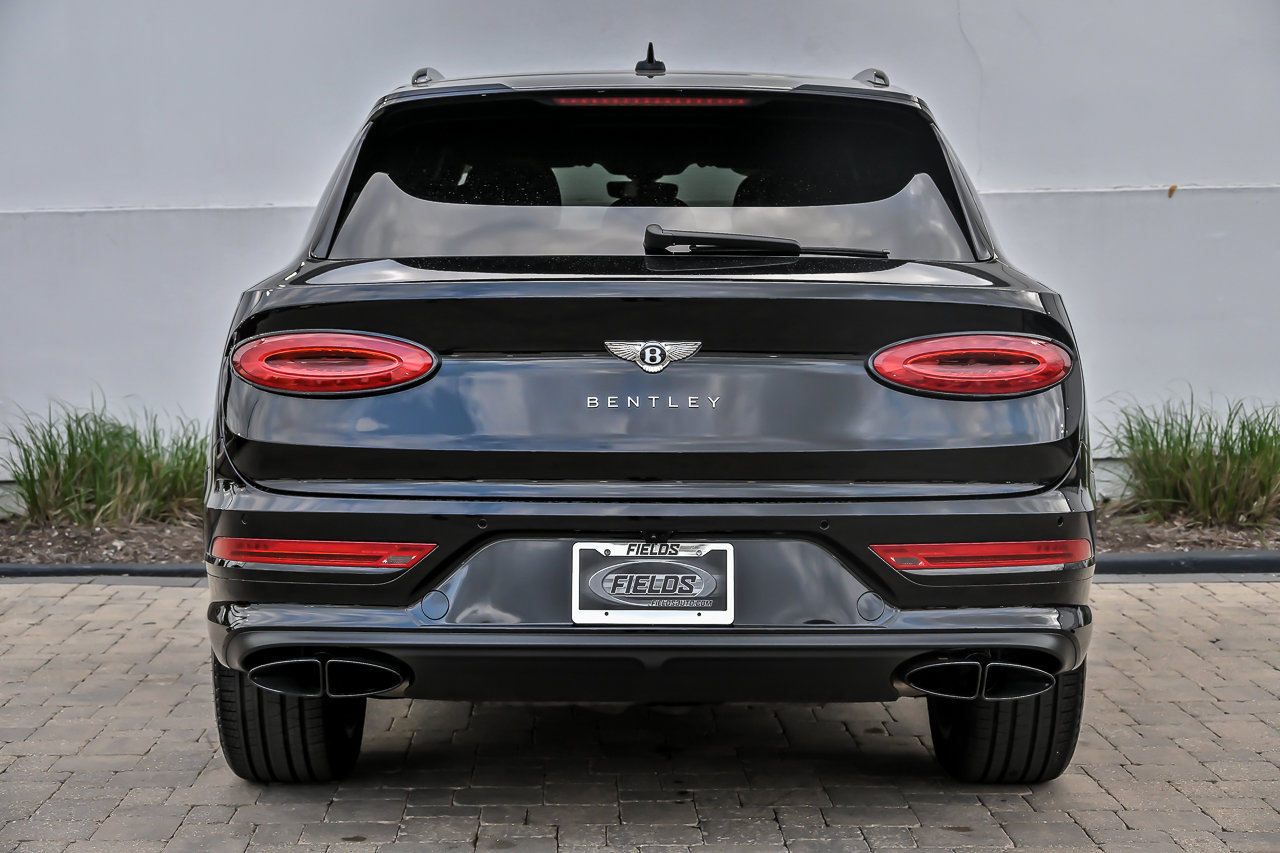 Used 2022 Bentley Bentayga AWD/4WD image 15
