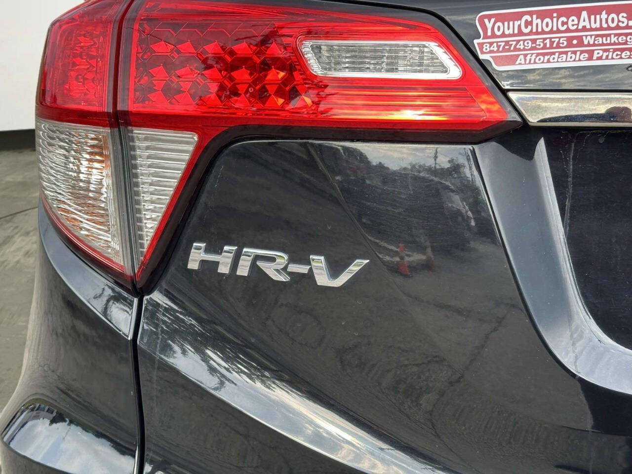 Used 2019 Honda HR-V LX image 34