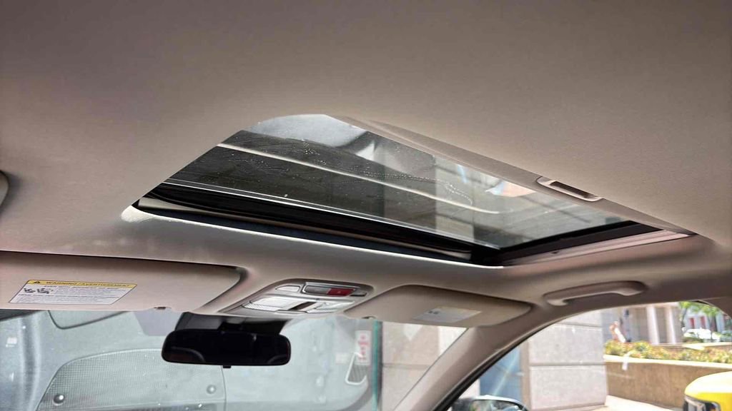 Used 2024 Kia Telluride S w/ S Sunroof Package image 13