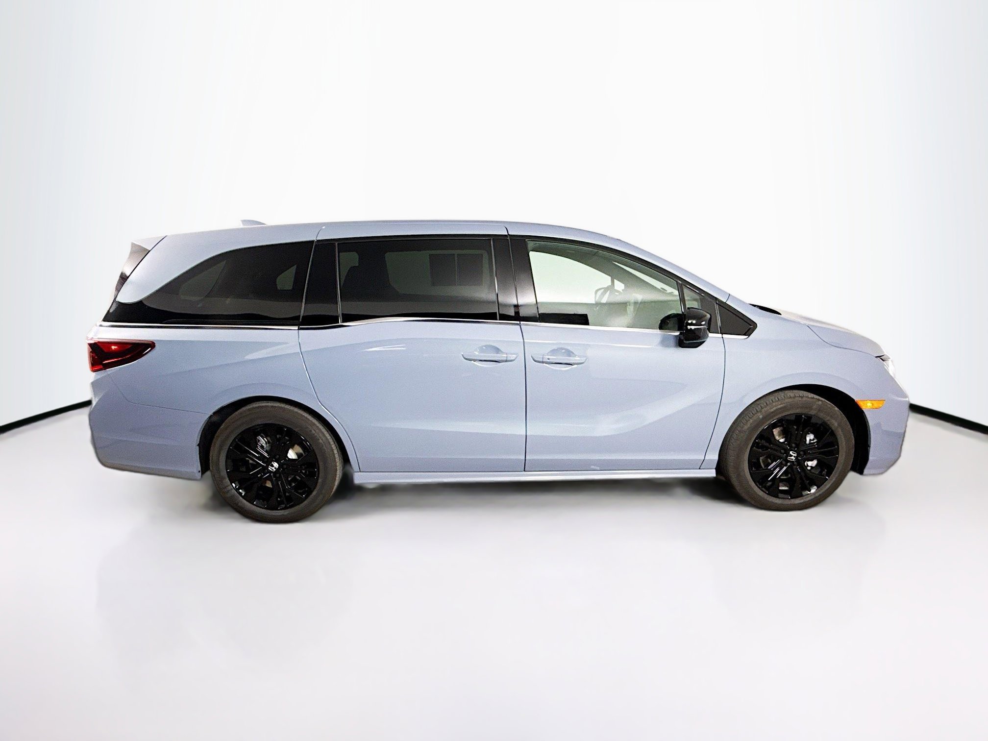Certified 2026 Honda Odyssey Sport-L image 2